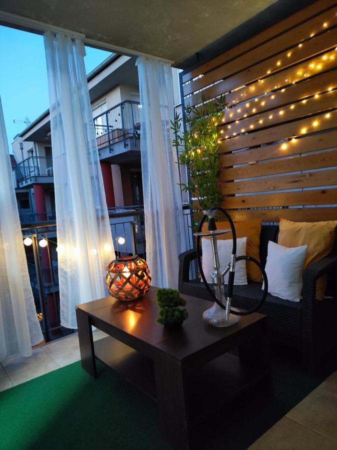 Dolce Vita Zafir Apartman Budapest Exteriör bild