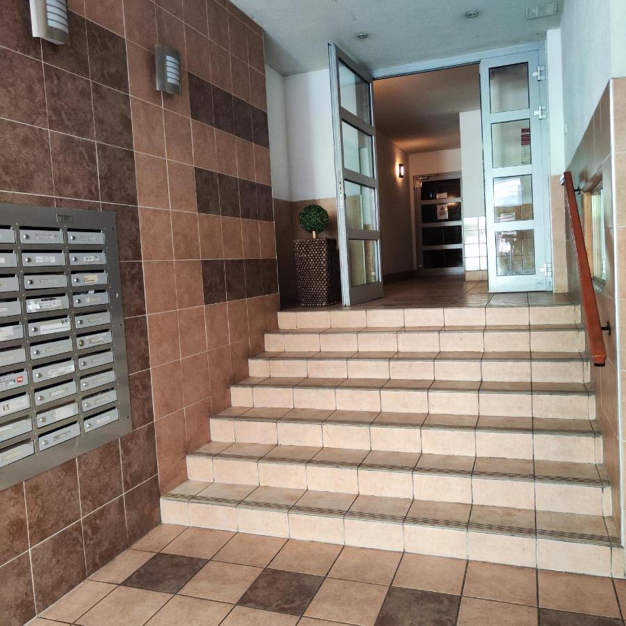 Dolce Vita Zafir Apartman Budapest Exteriör bild