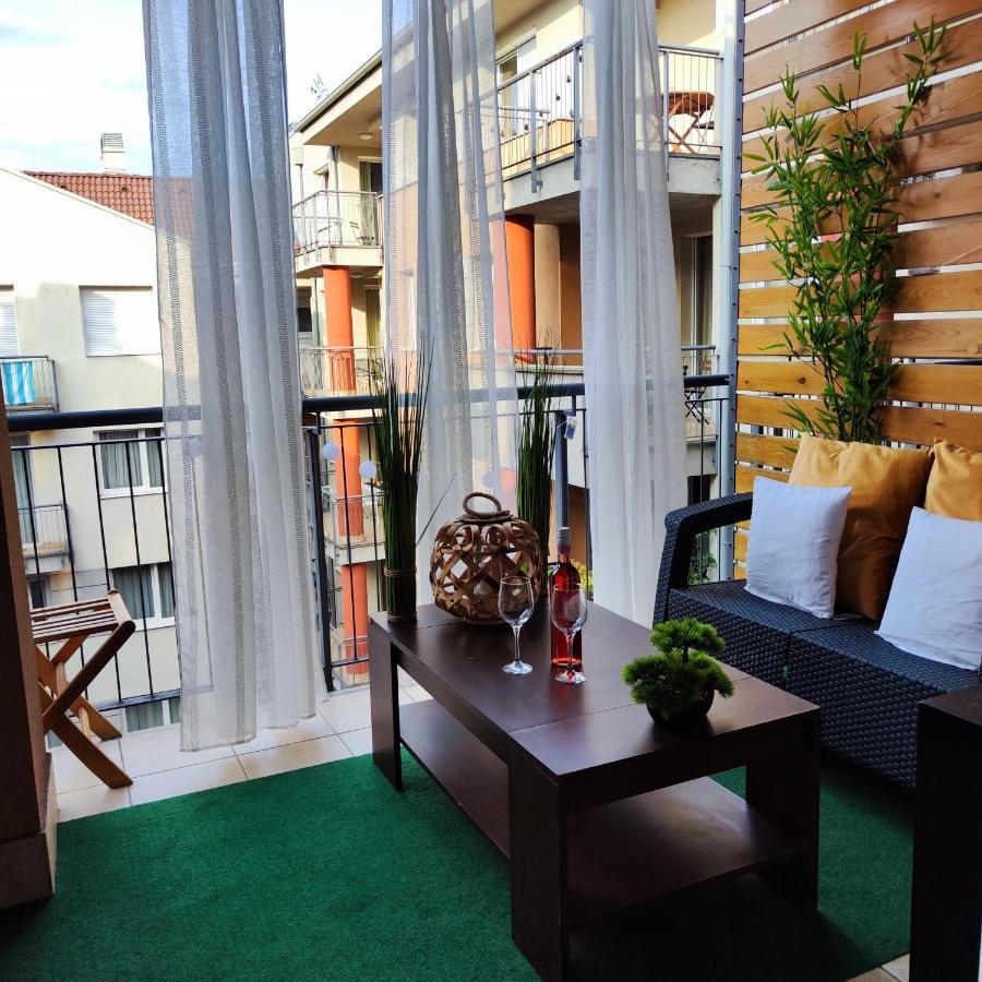 Dolce Vita Zafir Apartman Budapest Exteriör bild