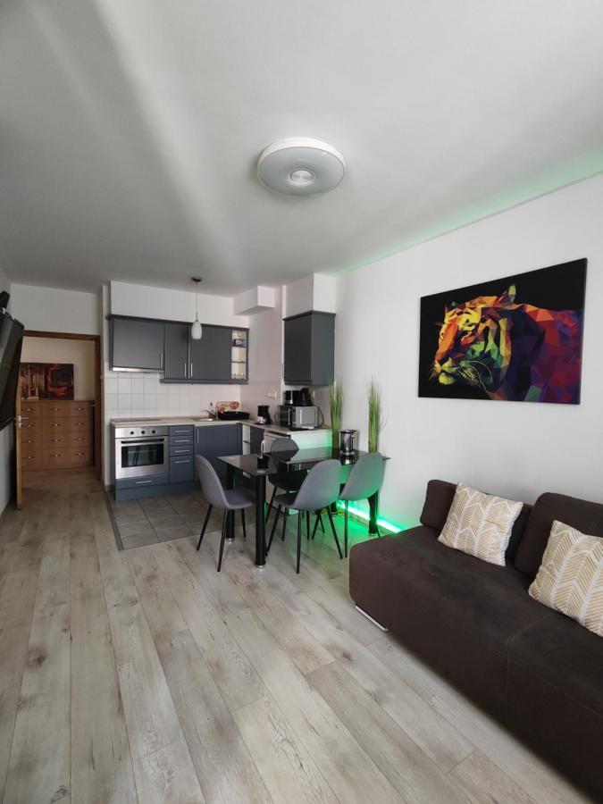 Dolce Vita Zafir Apartman Budapest Exteriör bild